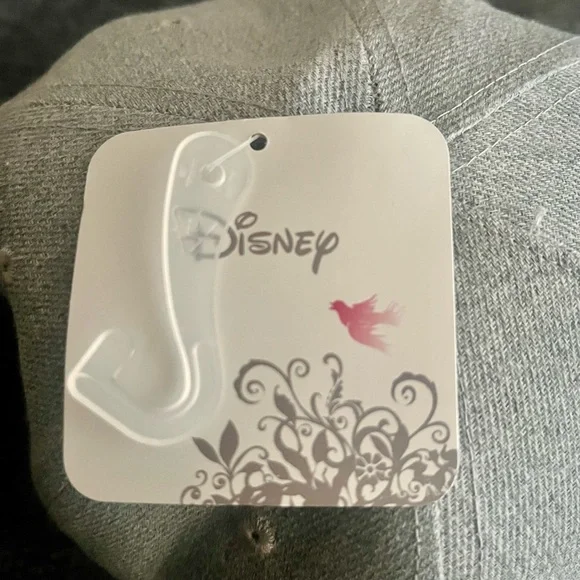 Disney’s Stitch Snapback Cap - Picture 6 of 6